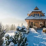 Szymaszkowa 4*