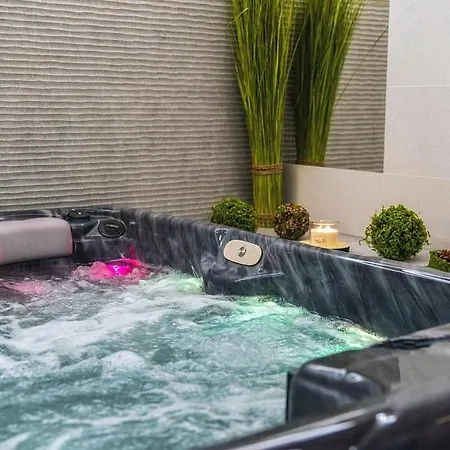 Bed & Breakfast Szymaszkowa 4*