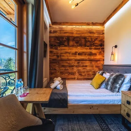 Szymaszkowa Bed & Breakfast 4*